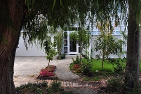 Sailaway Beach House