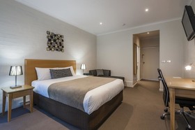 Comfort Inn Coach & Bushmans