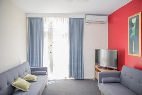 Barkly Apartments