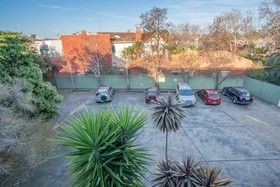 Barkly Apartments