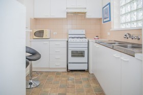 Barkly Apartments