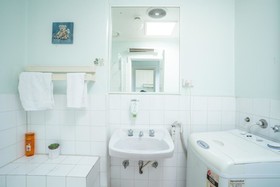 Barkly Apartments