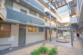 Barkly Apartments