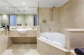 Kimberley Gardens Hotel & Serviced Apartments