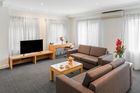 Kimberley Gardens Hotel & Serviced Apartments