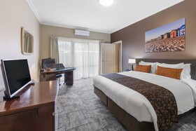 Kimberley Gardens Hotel & Serviced Apartments