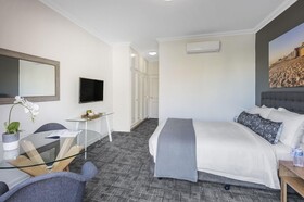 Kimberley Gardens Hotel & Serviced Apartments