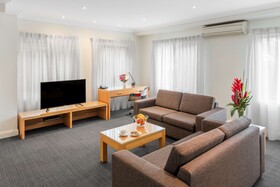 Kimberley Gardens Hotel & Serviced Apartments
