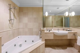Kimberley Gardens Hotel & Serviced Apartments