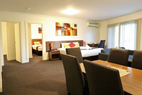 St. Kilda Junction Accommodation