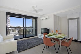 St Kilda Holiday Apartments