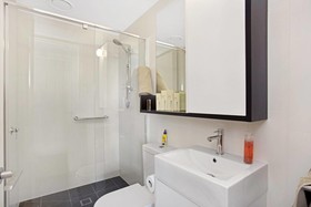 St Kilda Holiday Apartments