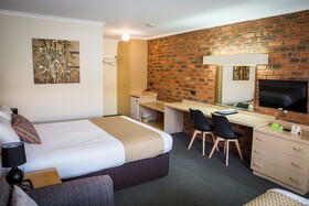 Australian Settlers Motor Inn