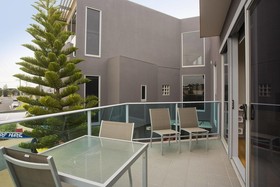 Bell Street Apartments
