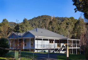 Growlers Creek Lodge