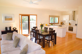 Growlers Creek Lodge