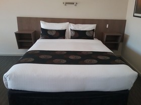 Werribee Park Motor Inn