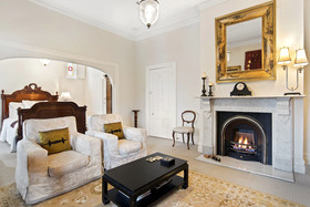 Captains Retreat Apartments and Cottages
