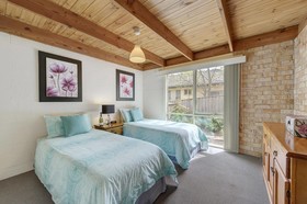 Bungunyah Apartments