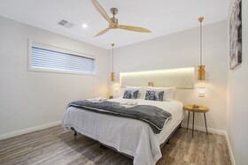 The Silver Bull Holiday House