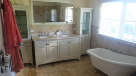 Yea Woodduck Cottage