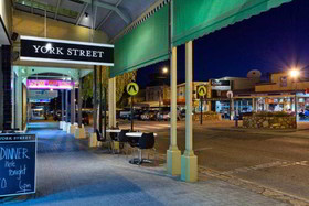 Albany Motel & Apartments