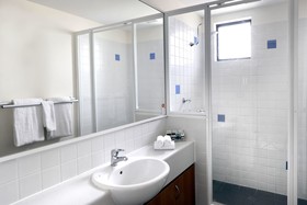 Assured Ascot Quays Apartment