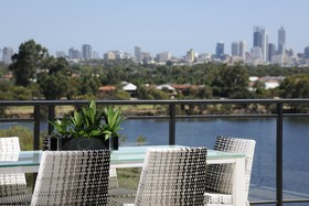 Assured Ascot Quays Apartment