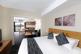 Assured Ascot Quays Apartment