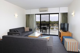 Assured Ascot Quays Apartment