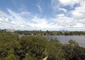 Assured Ascot Quays Apartment