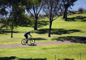 Assured Ascot Quays Apartment