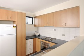 Assured Ascot Quays Apartment