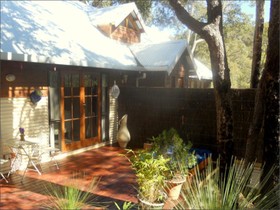 Bickley Valley Retreat Bed and Breakfast