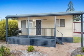 Coogee Beach Holiday & Caravan Park