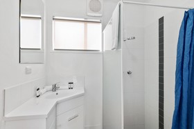 Coogee Beach Holiday & Caravan Park