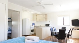 Coogee Beach Holiday & Caravan Park