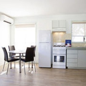 Coogee Beach Holiday & Caravan Park