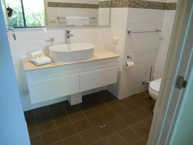 Bayshore Beachside Resort