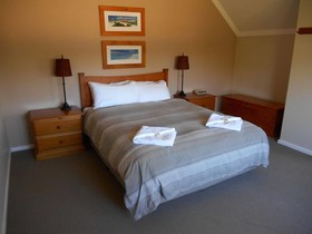 Bayshore Beachside Resort