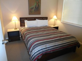 Bayshore Beachside Resort