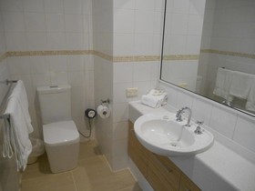 Bayshore Beachside Resort