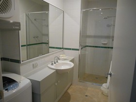 Bayshore Beachside Resort