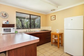 Dunsborough Rail Carriages And Farm Cottages