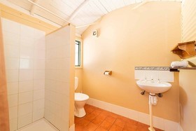 Dunsborough Rail Carriages And Farm Cottages