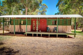 Dunsborough Rail Carriages And Farm Cottages