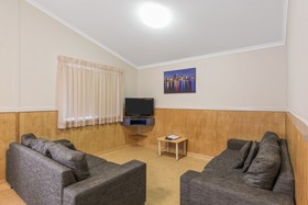 Woodman Point Holiday & Caravan Park