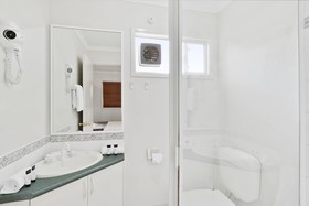 Woodman Point Holiday & Caravan Park