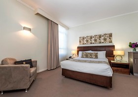 New Haus by Hougoumont Hotel