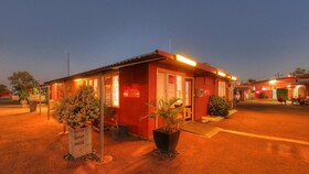 Halls Creek Motel